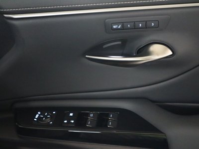 2023 Lexus ES — миниатюра 45