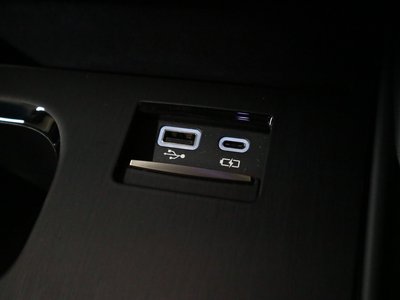 2023 Lexus ES — миниатюра 32