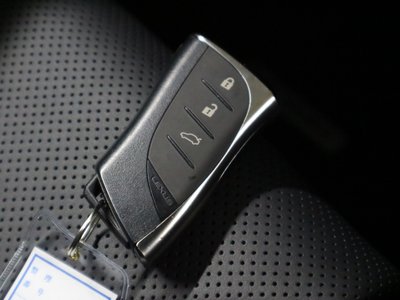 2023 Lexus ES — миниатюра 51