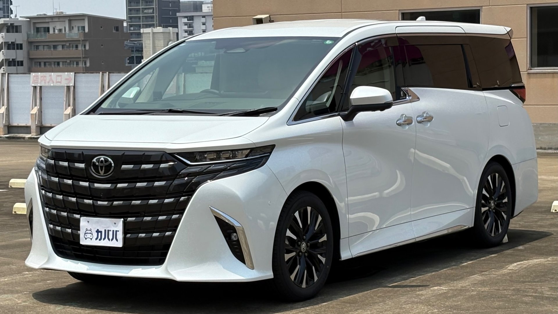 TOYOTA ALPHARD - View 1