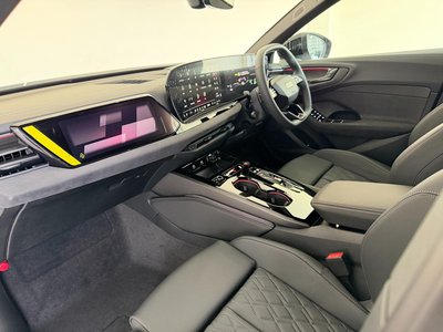 صورة مصغرة 35 لـ 2025 AUDI S5 AVANT