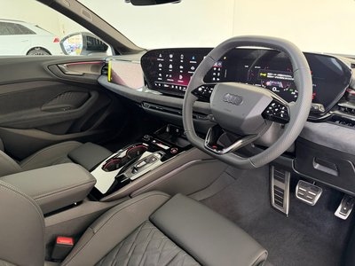 صورة مصغرة 47 لـ 2025 AUDI S5 AVANT