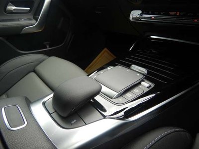 صورة 10 لـ 2022 Mercedes-BENZ CLA AMG