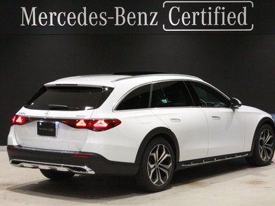 MERCEDES-BENZ E-CLASS - 4