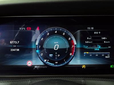 MERCEDES-BENZ S-CLASS - 8