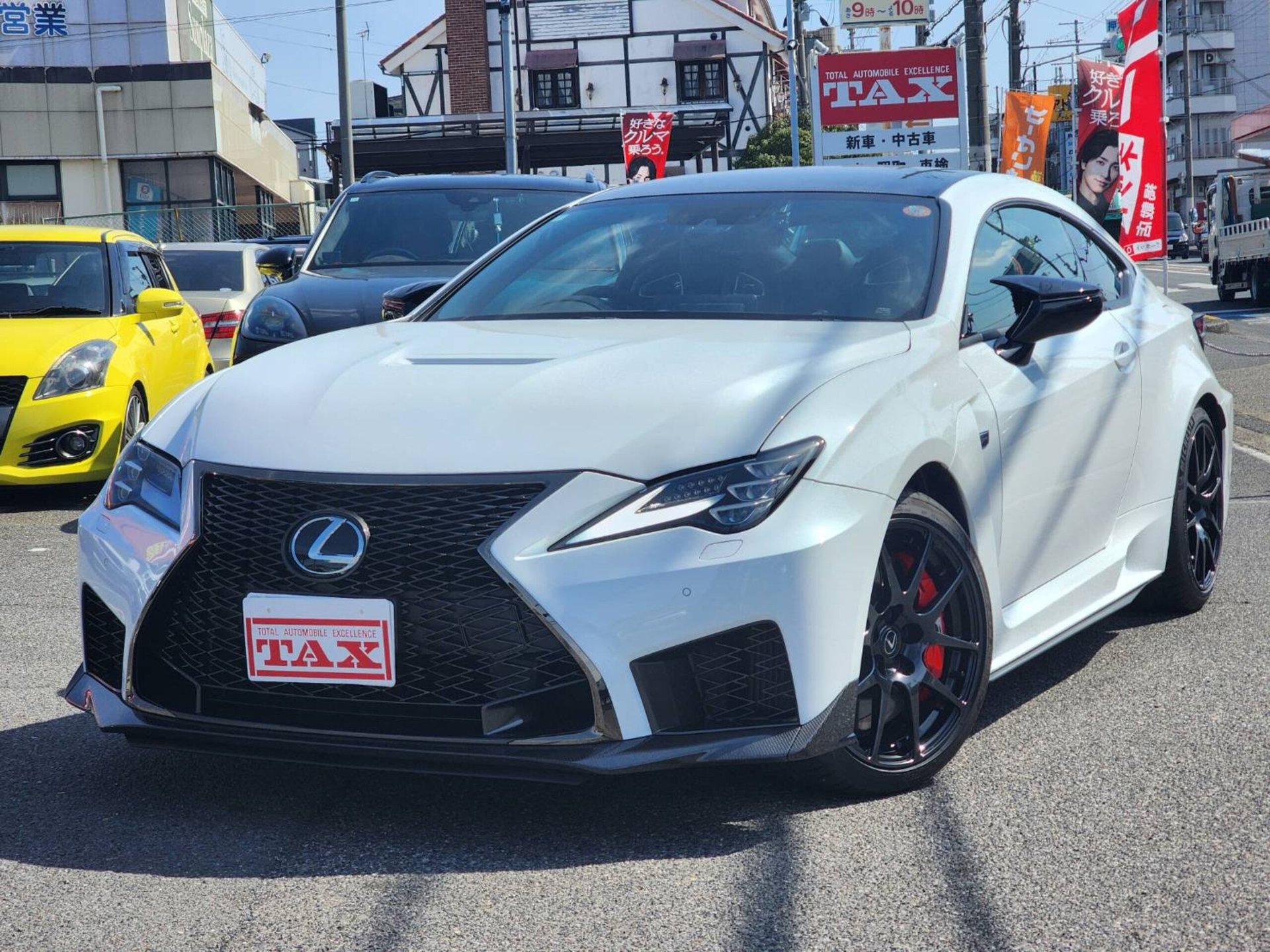 LEXUS RC F - View 1