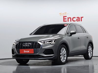 AUDI Q3 - 1
