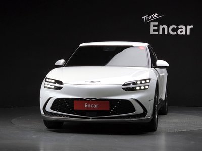 صورة 2 لـ 2022 Genesis GV60