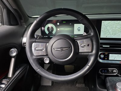 2022 Genesis GV60 — миниатюра 13