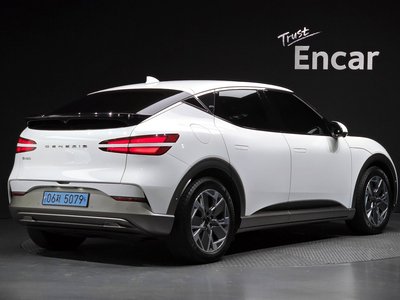 صورة 3 لـ 2022 Genesis GV60