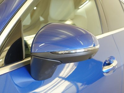 MERCEDES-BENZ GLC - 7