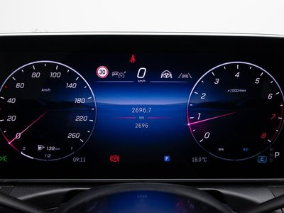 MERCEDES-BENZ C-CLASS - 8