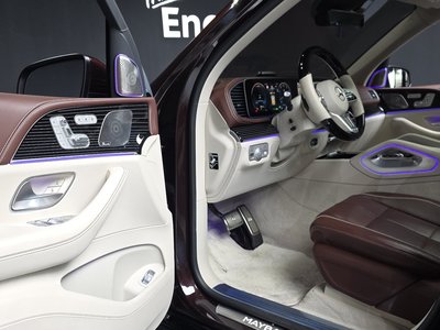 MERCEDES-BENZ GLS - 10