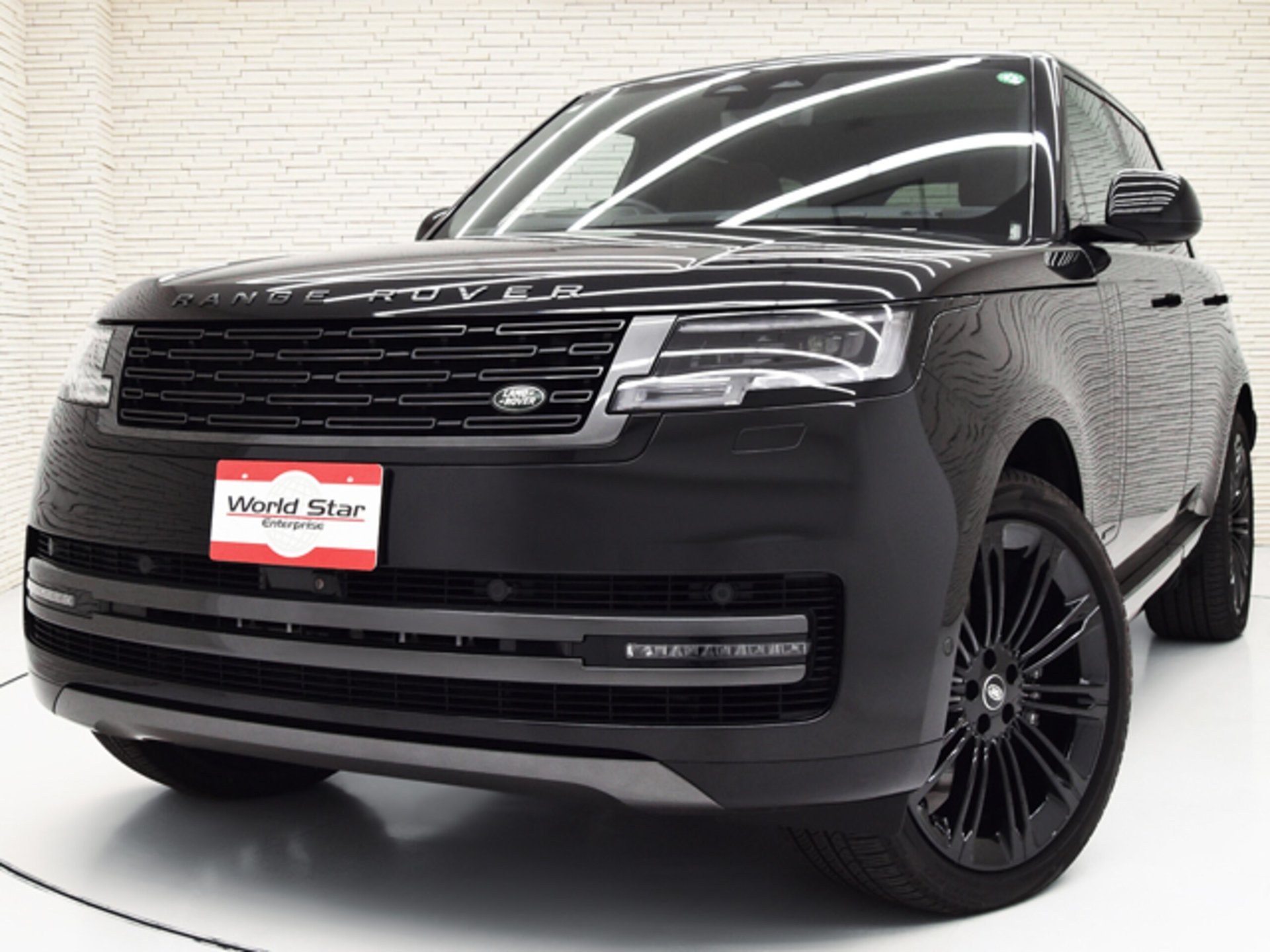 LAND ROVER RANGE ROVER - View 1