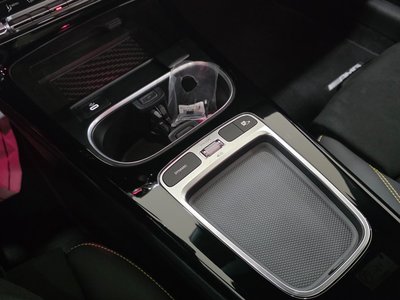 2025 Mercedes-BENZ CLA photo 9