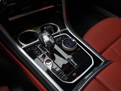 صورة 9 لـ 2022 BMW 8 SERIES