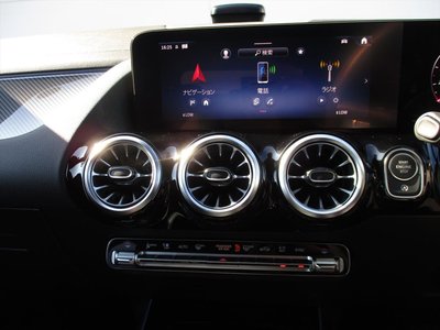 صورة مصغرة 32 لـ 2025 Mercedes-BENZ GLA