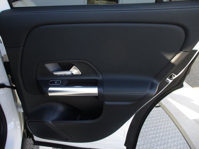 صورة مصغرة 47 لـ 2025 Mercedes-BENZ GLA