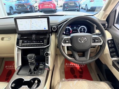 TOYOTA LAND CRUISER - 2