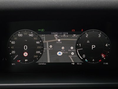 LAND ROVER DEFENDER - 8