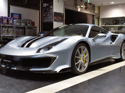FERRARI 488 PISTA