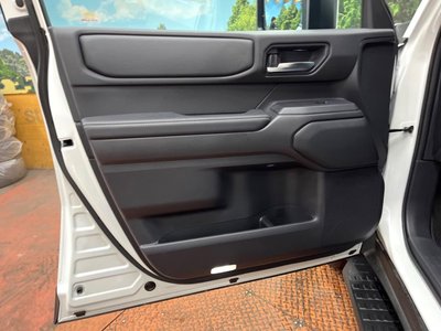 2024 Toyota LAND CRUISER 250 — миниатюра 23