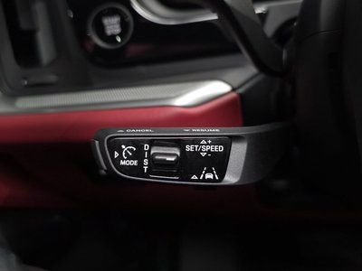 2024 Porsche CAYENNE thumbnail 36