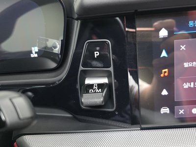 2024 Porsche CAYENNE thumbnail 13