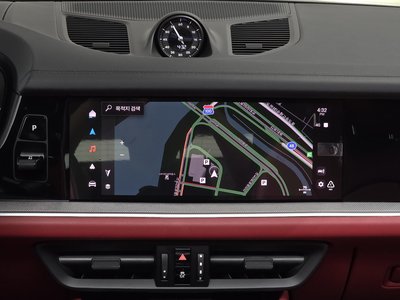 2024 Porsche CAYENNE thumbnail 21
