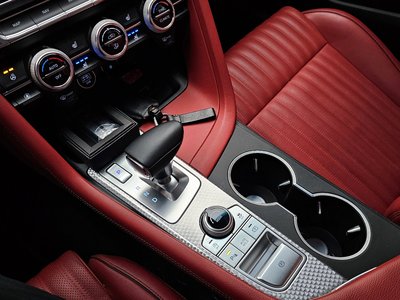 صورة 9 لـ 2021 Genesis THE NEW G70