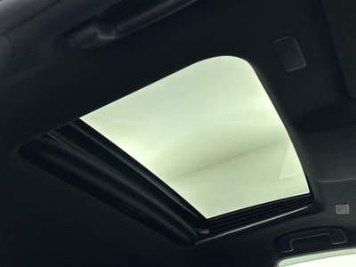 TOYOTA CROWN CROSSOVER - 7