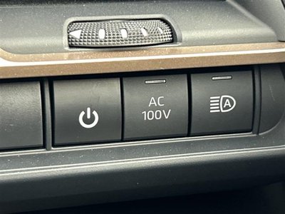 TOYOTA CROWN CROSSOVER - 8