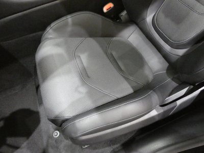 صورة مصغرة 37 لـ 2024 Mercedes-BENZ C-CLASS AMG
