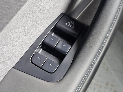2026 Tesla MODEL Y 缩略图 31