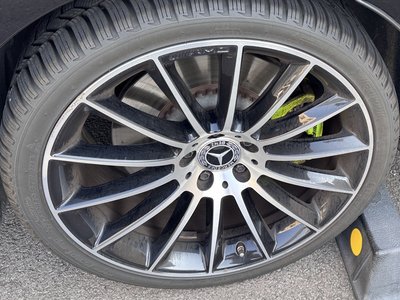 MERCEDES-BENZ CLS - 4