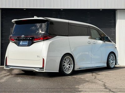 TOYOTA VELLFIRE - 10