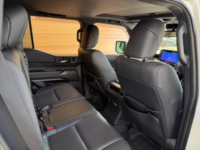 2025 Toyota LAND CRUISER 250 — миниатюра 50