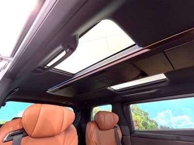TOYOTA VELLFIRE - 4