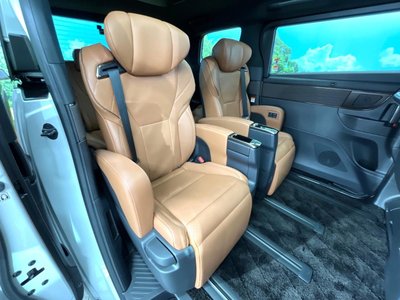 TOYOTA VELLFIRE - 10