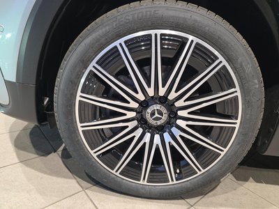 MERCEDES-BENZ GLB - 4