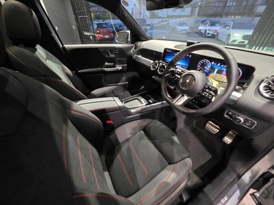 MERCEDES-BENZ GLB - 8