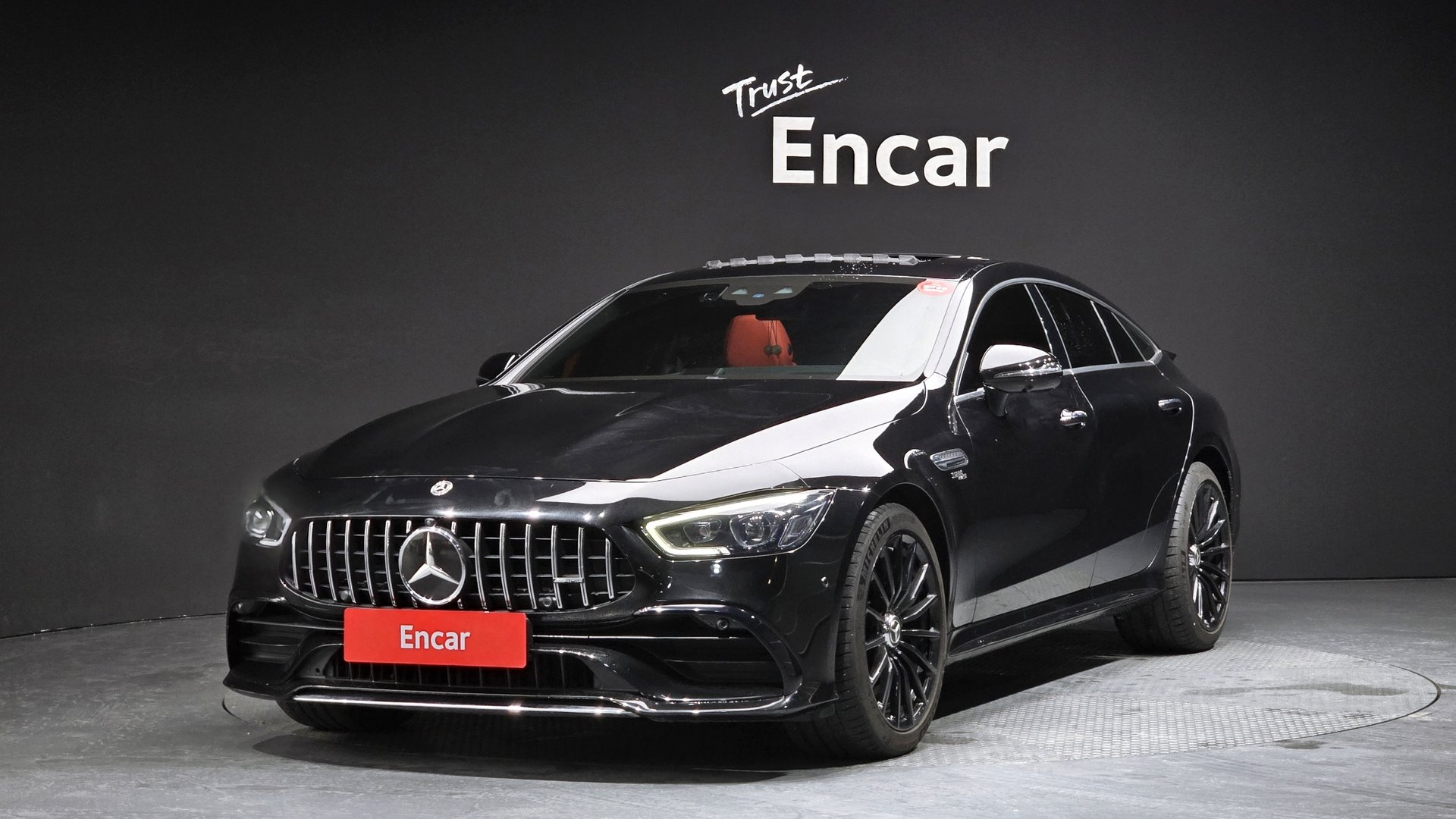 MERCEDES-BENZ GT AMG - View 1