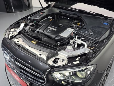 MERCEDES-BENZ E-CLASS - 7