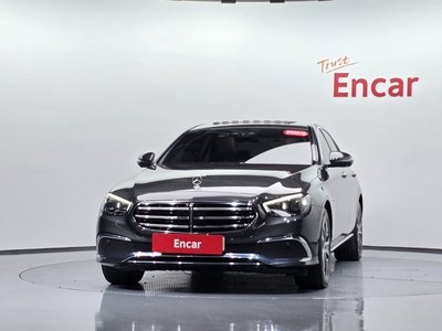 MERCEDES-BENZ E-CLASS - 3