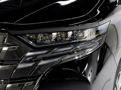 2026 Toyota ALPHARD — миниатюра 15