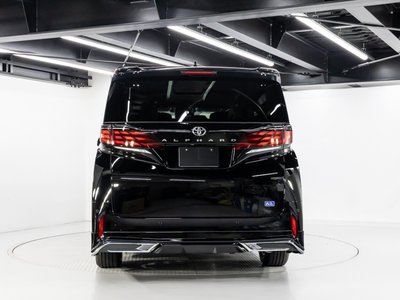 2026 Toyota ALPHARD — фото 7