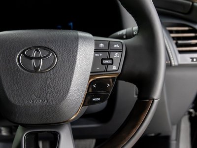 2026 Toyota ALPHARD — миниатюра 59