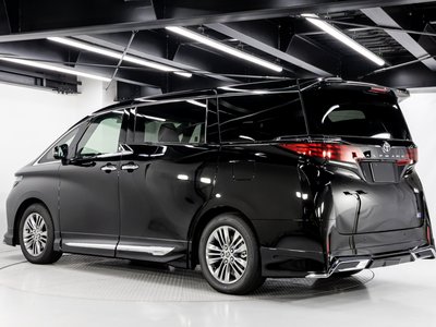 2026 Toyota ALPHARD — фото 5