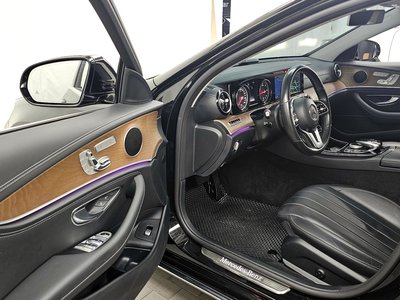 MERCEDES-BENZ E-CLASS - 10