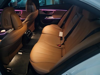 MERCEDES-BENZ E-CLASS - 9